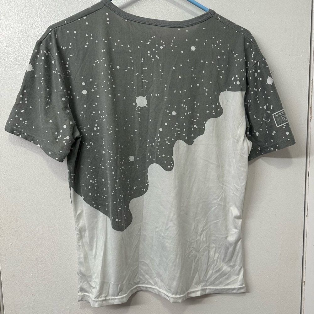 ‼️Gray and White Paint Spill Shirt - Picture 2 of 7
